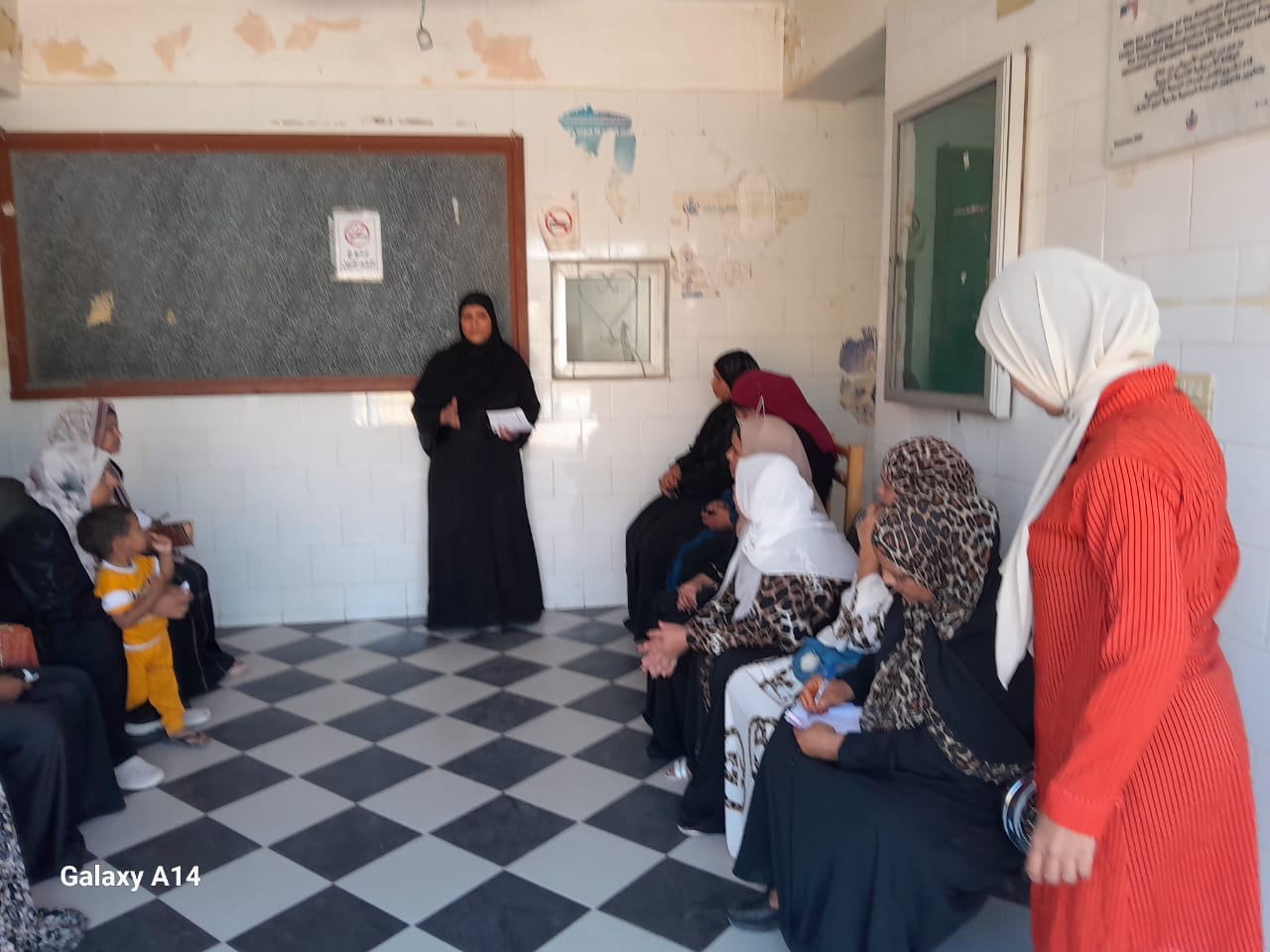 وحدة السكان بالأقصر تشارك في القافلة الطبية بالوحدة الصحية لقرية الطارف بالقرنه