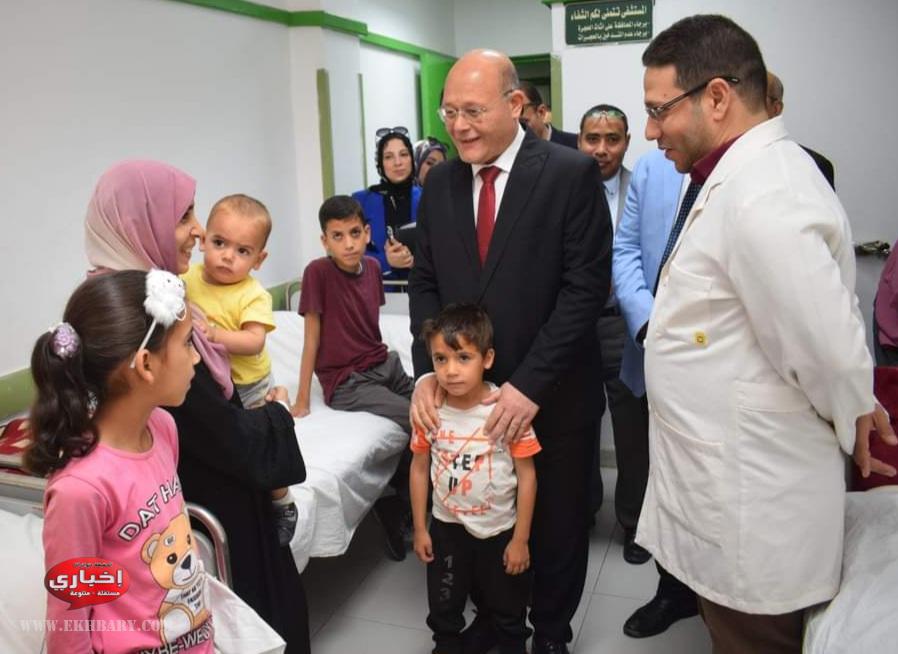 المستشفي الجامعي بسوهاج يجري 4 عمليات جراحية في العيون لمصابي غزة