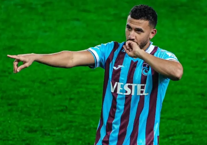 تريزيجيه يسجل هدفا ويصعد بطرابزون للمركز الثالث مؤقتا في الدوري التركي