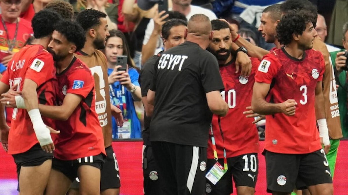 أزمة المنتخب المصري في كأس العالم: صلاح ورفاقه يواجهون عراقيل بسياتل