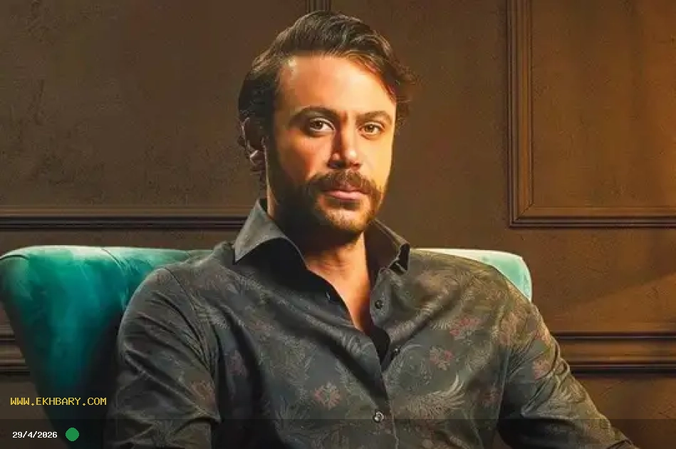 محمد إمام يمازح أبطال "الحريفة" بعد تخطيهم إيرادات "أبو نسب"