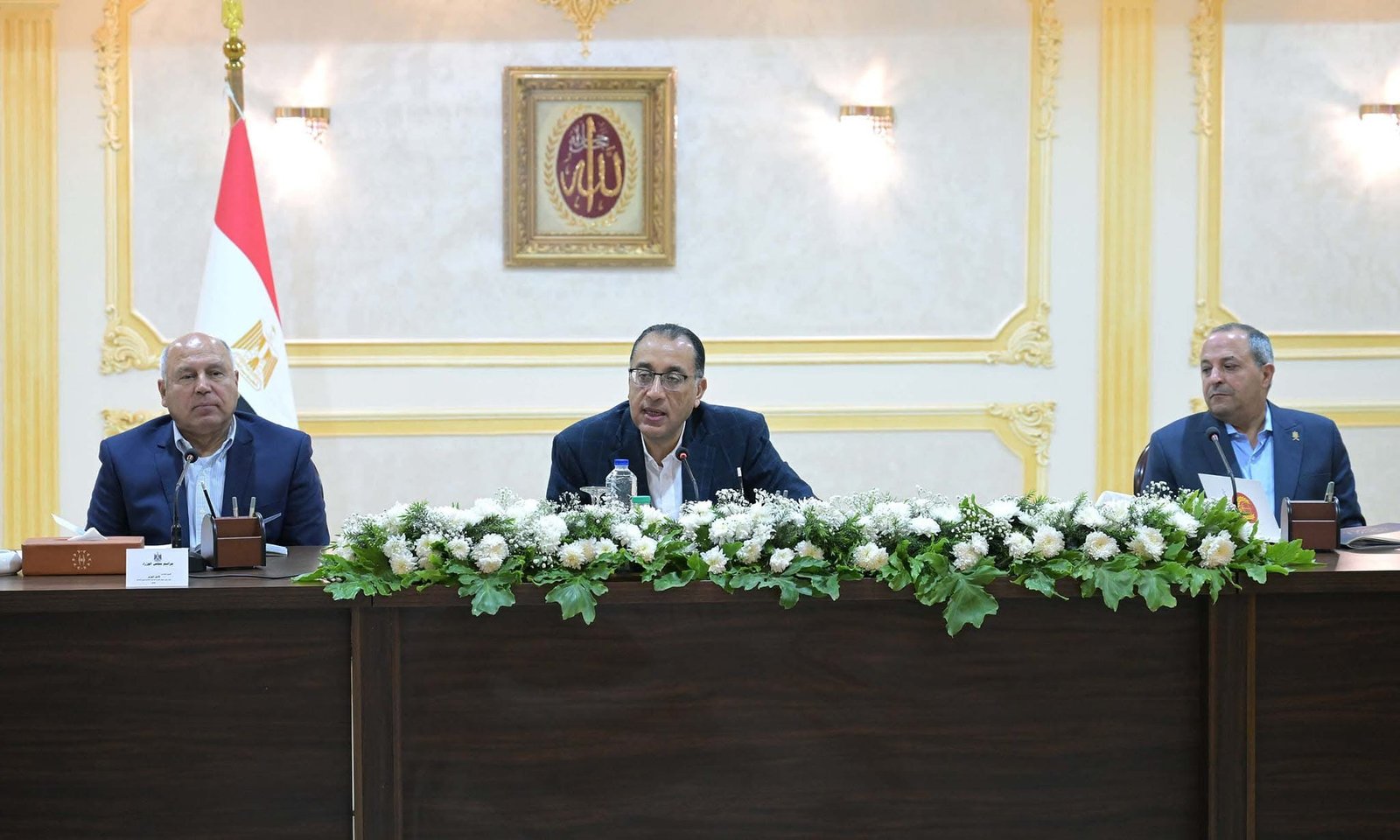 رئيس مجلس الوزراء يلتقي نواب مجلسي النواب والشيوخ ببورسعيد
