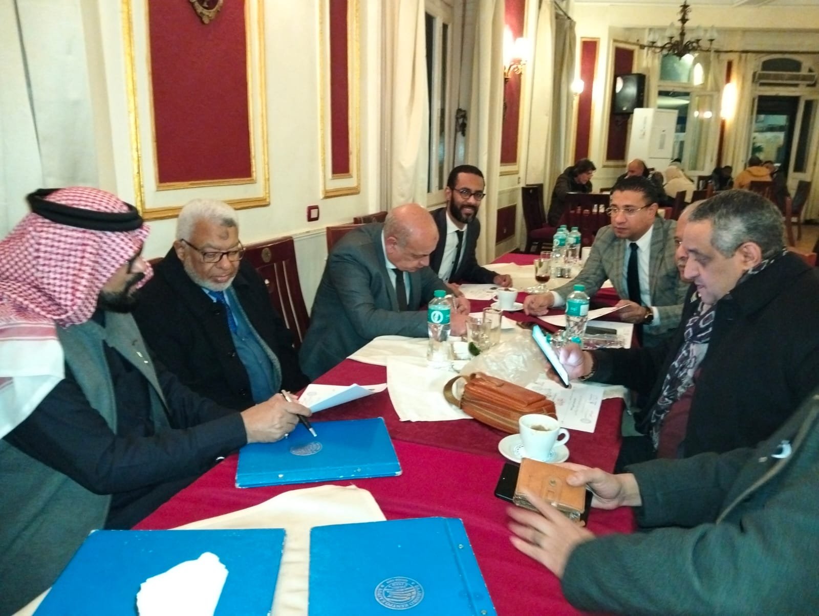 نقابة محامي جنوب القاهرة تقيم حفل عشاء لمؤسس منتدى فارس الشعراء العرب الدكتور فايز بن راشد العلي