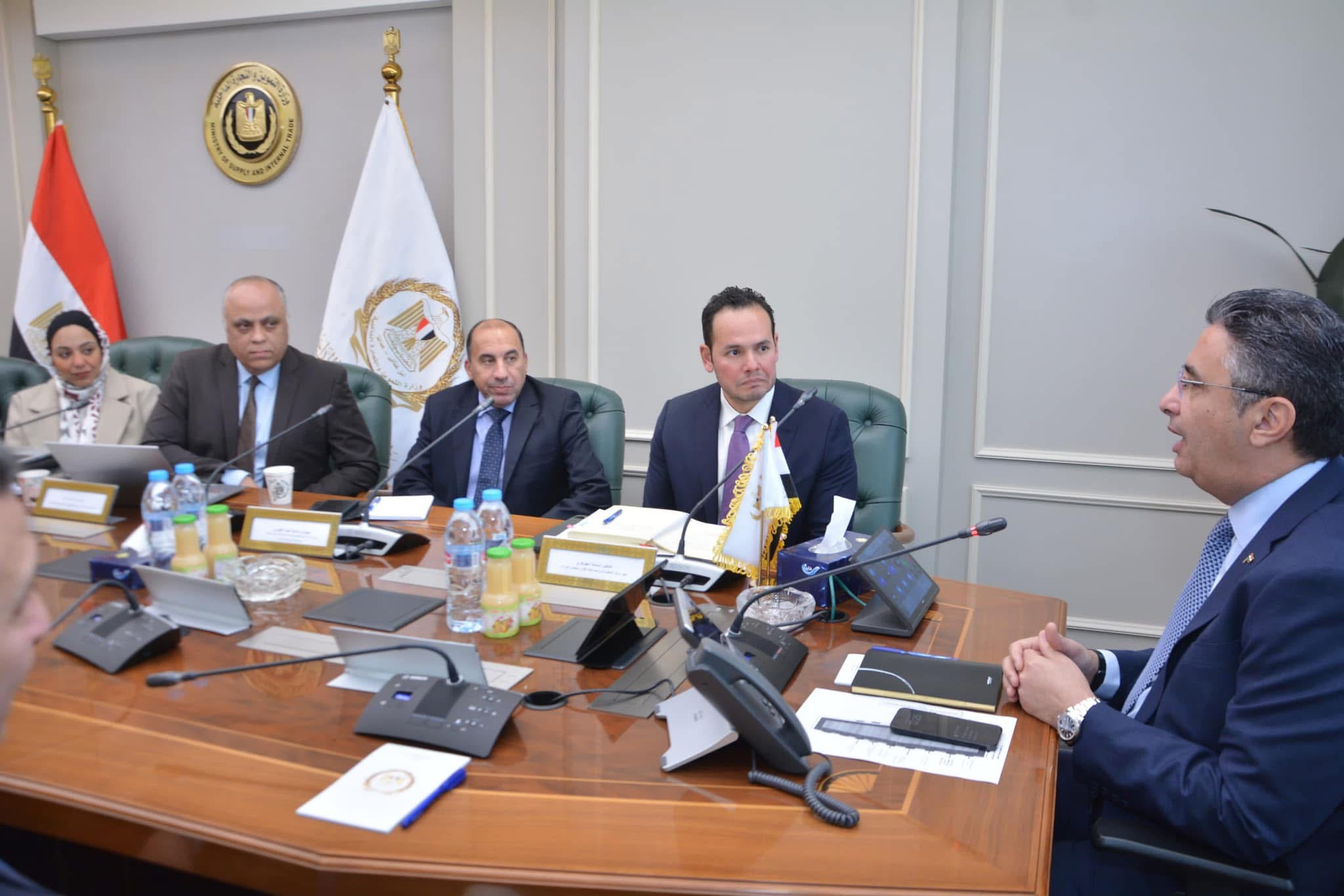 وزير التموين يبحث تطوير منظومة مراقبة الأسعار