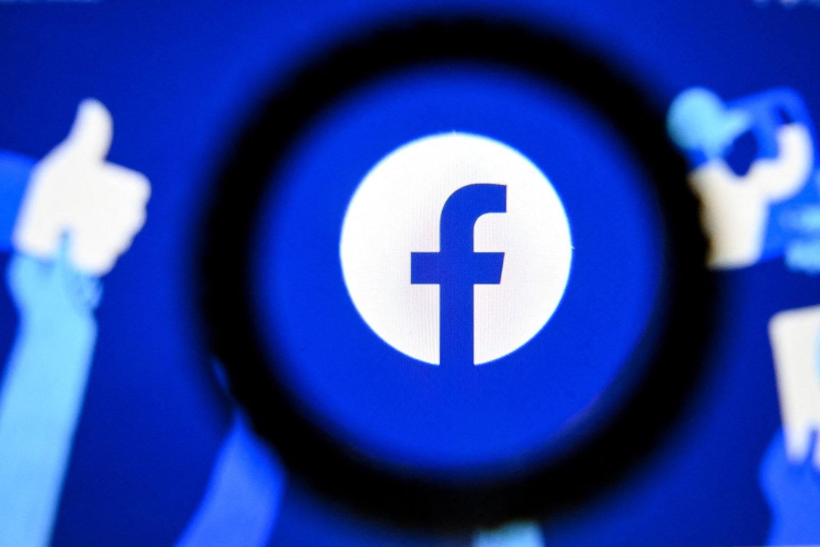 Meta AI: Amigos Descobrirão o Uso do App, Gerando Constrangimento Social