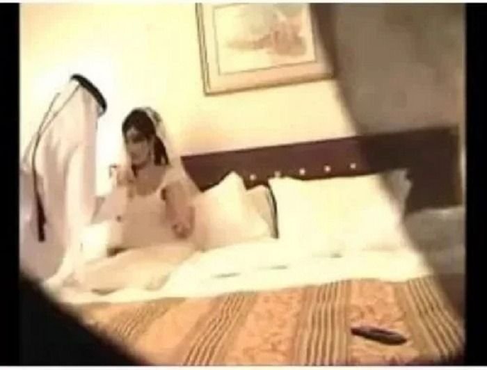 في ليلة الدخلة.. عريس ينتقم من عروسه التي رفضت النوم معه بطريقة لم تخطر على بال إبليس