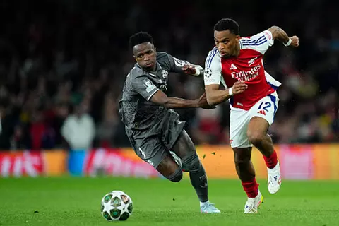 لايبزيغ يضمن مقعداً في دوري أبطال أوروبا بفوزه على سانت باولي