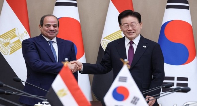 الرئيس السيسى يلتقى رئيس جمهورية كوريا بمقر الرئاسة الكورية في سول
