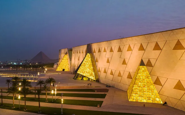 تعرف على أنظمة تأمين القطع الأثرية وهل هناك شركات تأمين تؤمن على المتحف