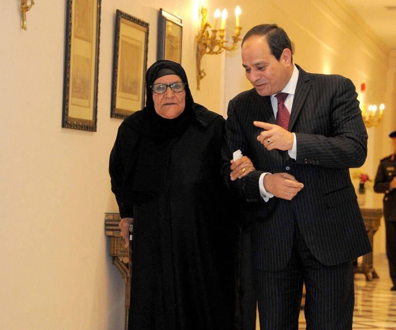 محافظ الدقهلية ينعي ويحضر عذاء سيدة العطاء بميت العامل