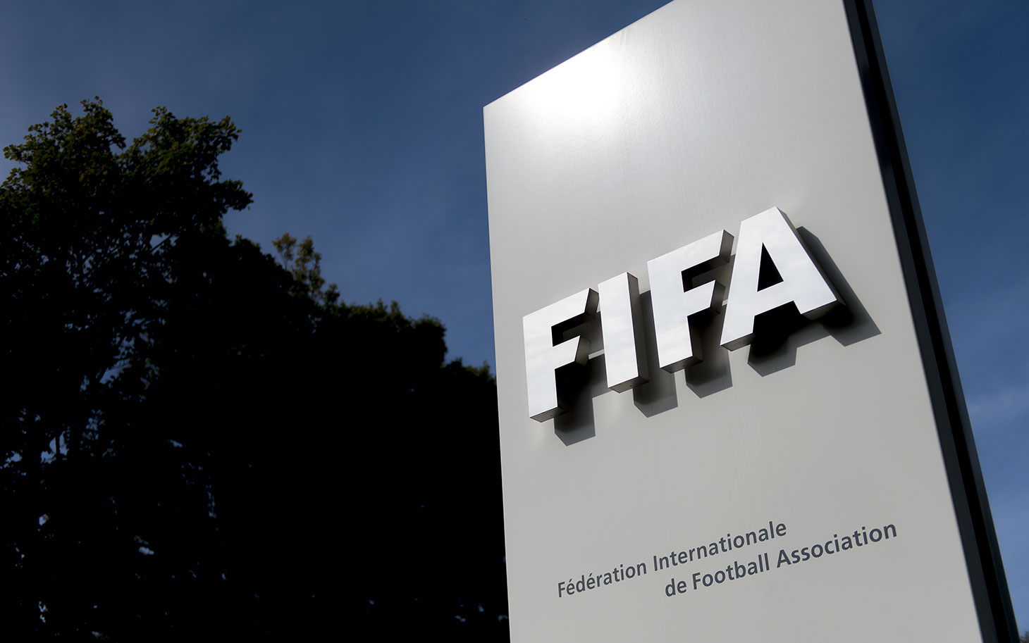 La FIFA include 42 arbitri russi nella lista per il 2026