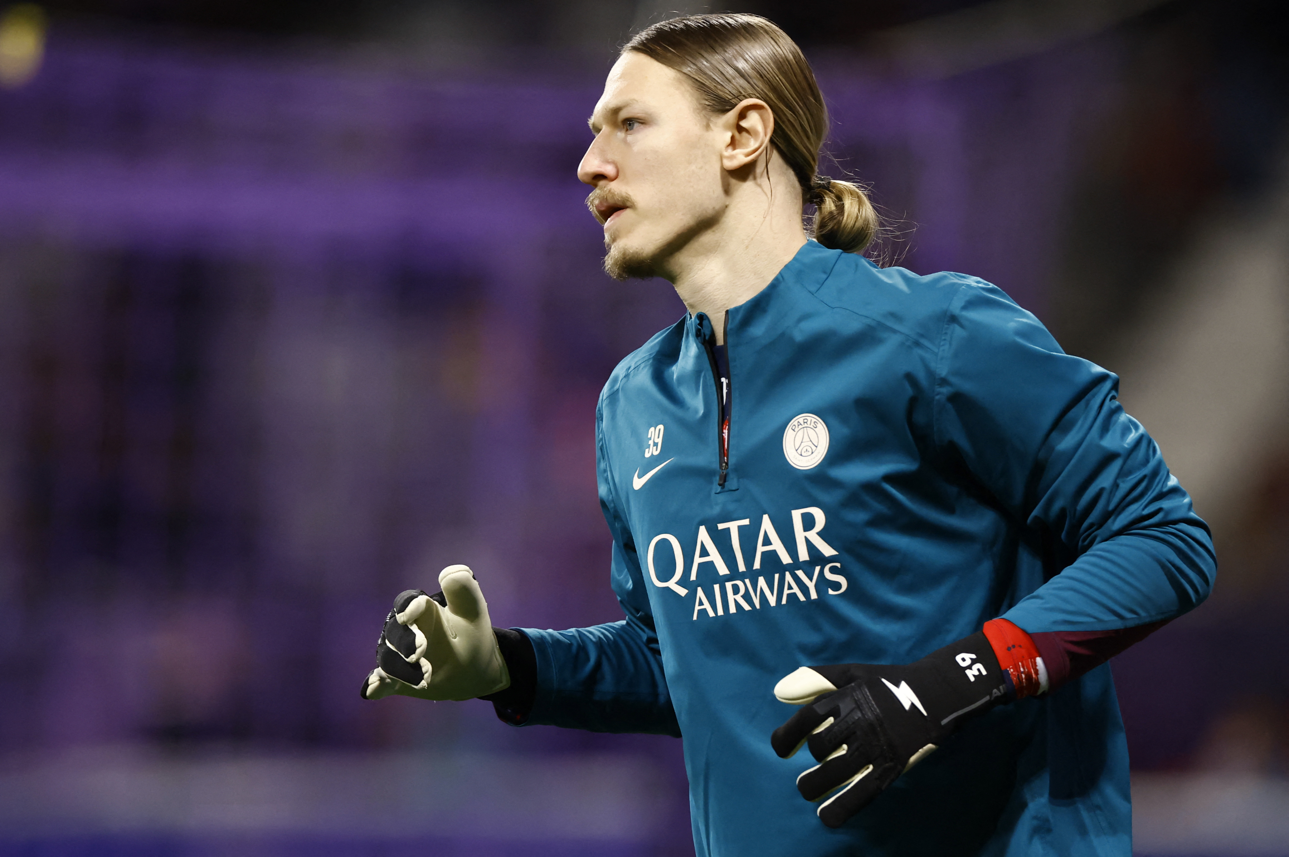 琳赛·沃恩： "跌倒也值得" - 美国滑雪明星在重伤后发声