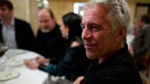 Puesto de Starmer en riesgo por enviado vinculado a Epstein