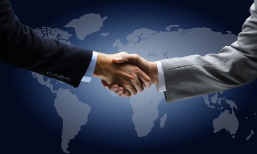 国际合作：应对当代全球挑战的基石