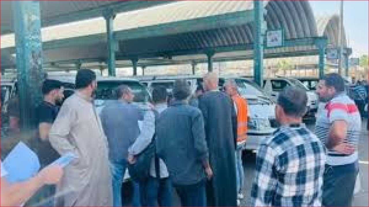 محافظة البحيرة تتراجع عن قرار حظر جلوس السيدات بالمقعد الأمامي في سيارات الأجرة بعد جدل واسع