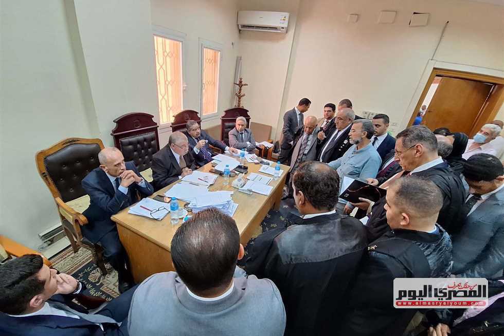استئناف محاكمة 25 متهمًا بخلية الظاهر الإرهابية غدًا بمجمع بدر