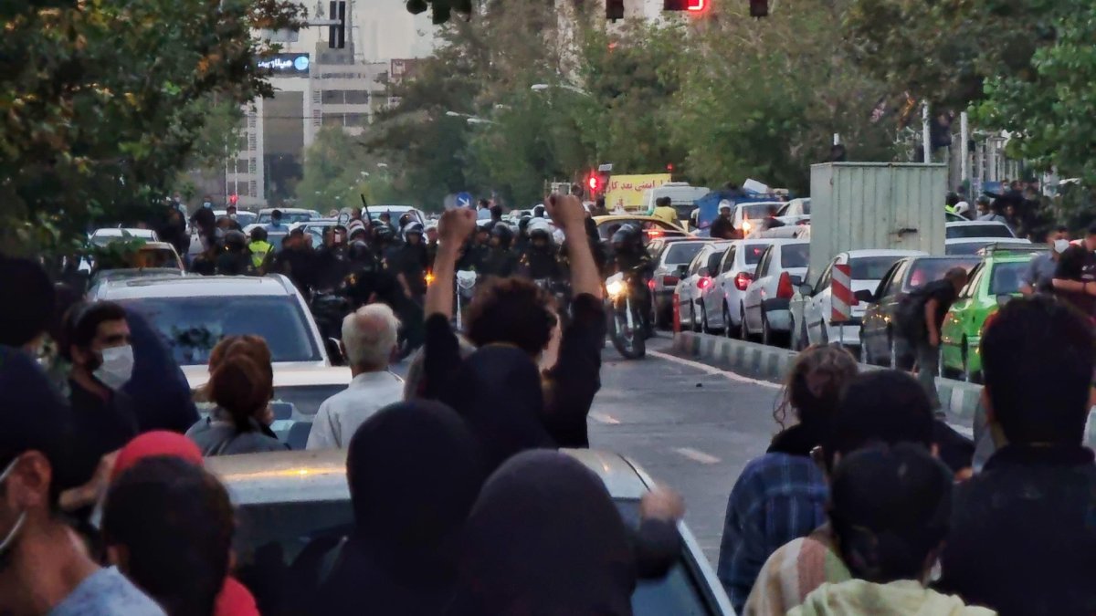 Bolivia: Presidente Paz Declara Estado de Emergencia Tras 50 Días de Protestas