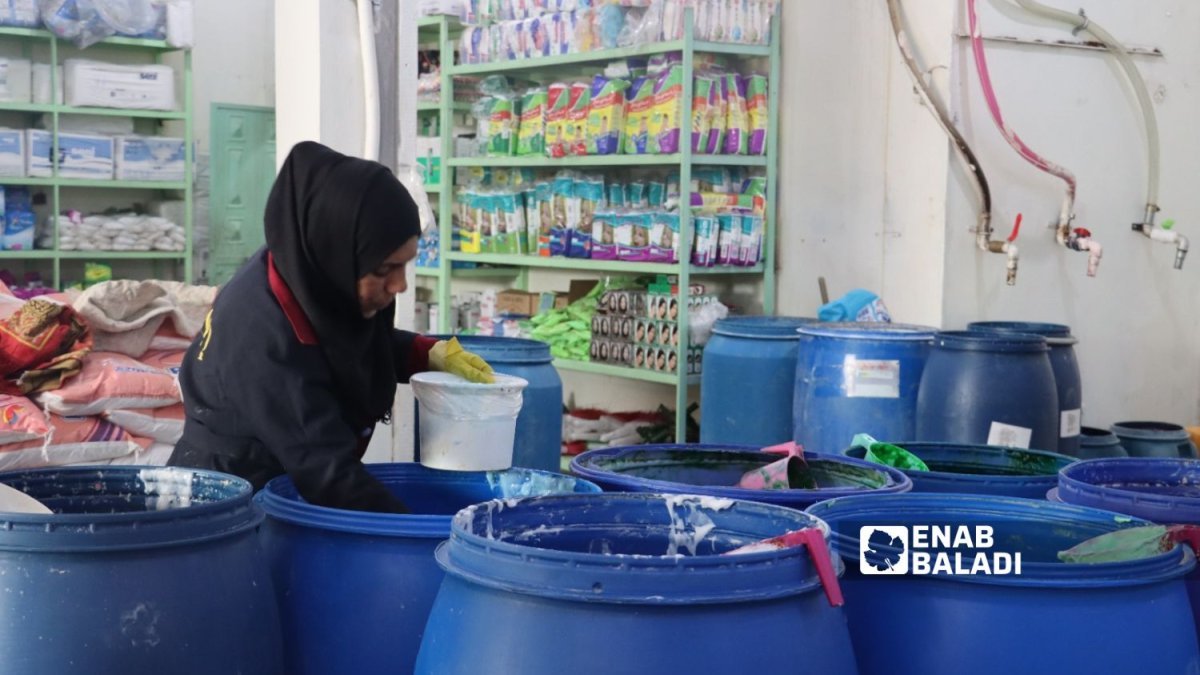 حملة حماية المستهلك تضبط ورشة سرية لتصنيع منظفات مغشوشة بالغربية