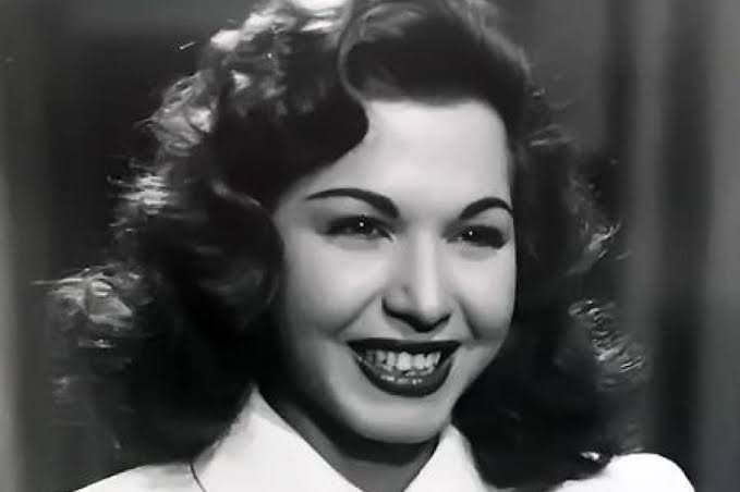 الفنانة الراحلة سامية جمال