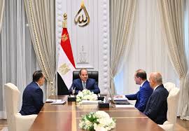 الرئيس السيسى يتابع آليات تعزيز الاستقرار المالي والنقدي