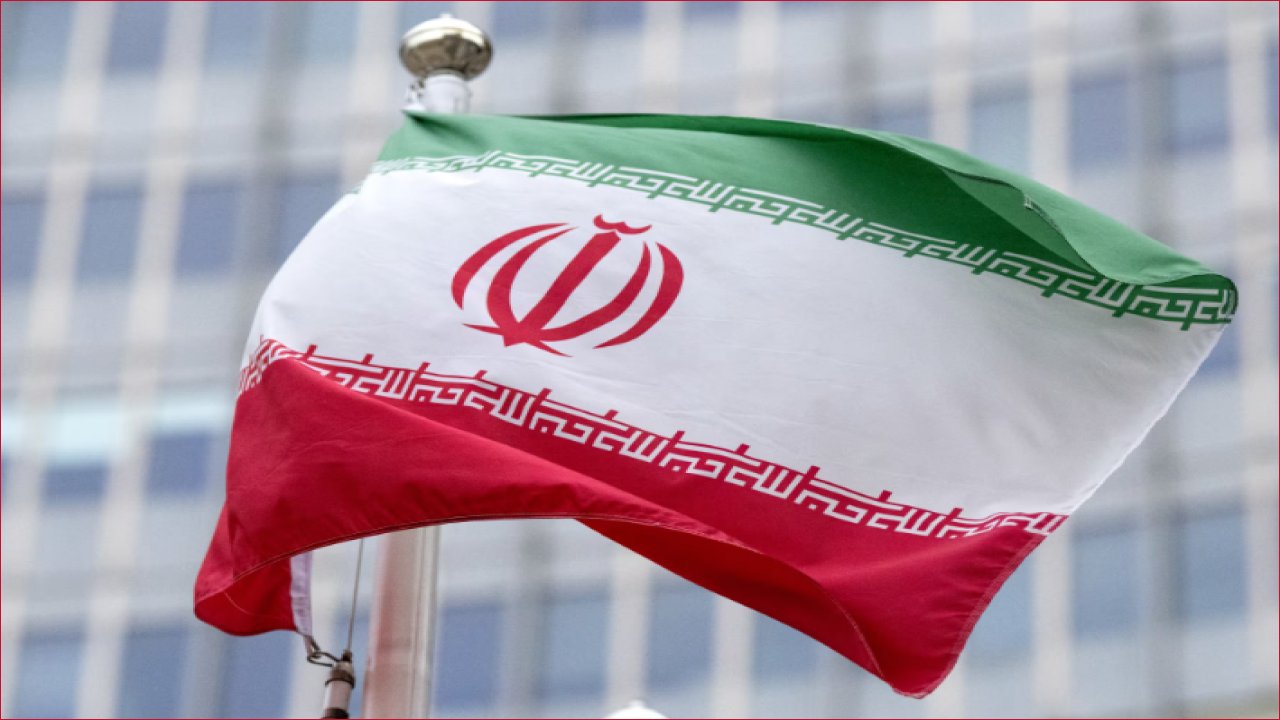 وزير الدفاع الإيراني يحذر: طهران قد لا تنجح في احتواء امتداد الاضطرابات الإقليمية