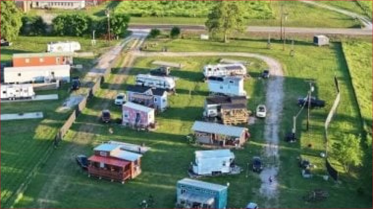 «عش الطائر»: واحة نسائية متفردة في قلب تكساس تجمع بين التمكين والتضامن