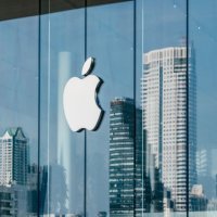 شركة آبل تبدأ الإنتاج الضخم لمعالجات M5 العام المقبل