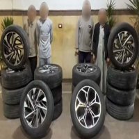 ضبط لصوص يسرقون إطارات السيارت في حملات أمنية