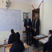 محافظ القليوبية يتفقد سير امتحانات الشهادة الإعدادية ويؤكد على توفير كافة سبل الراحة للطلاب