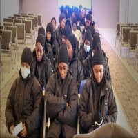 مكتب مكافحة الهجرة غير الشرعية يرحل مهاجرين إلى نيجيريا 