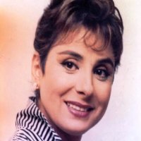 نجمة مسلسل الحاج متولي.. رفضت مشهد جريء مع أحمد زكي ولديها عقدة من الزواج!