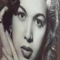 أسطورة الرقص الشرقي.. نامت في سرير الملك فاروق ليلة كاملة وركع باكياً تحت قدميها