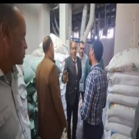 تامر صلاح يضبط سياره محمله 8 طن دقيق